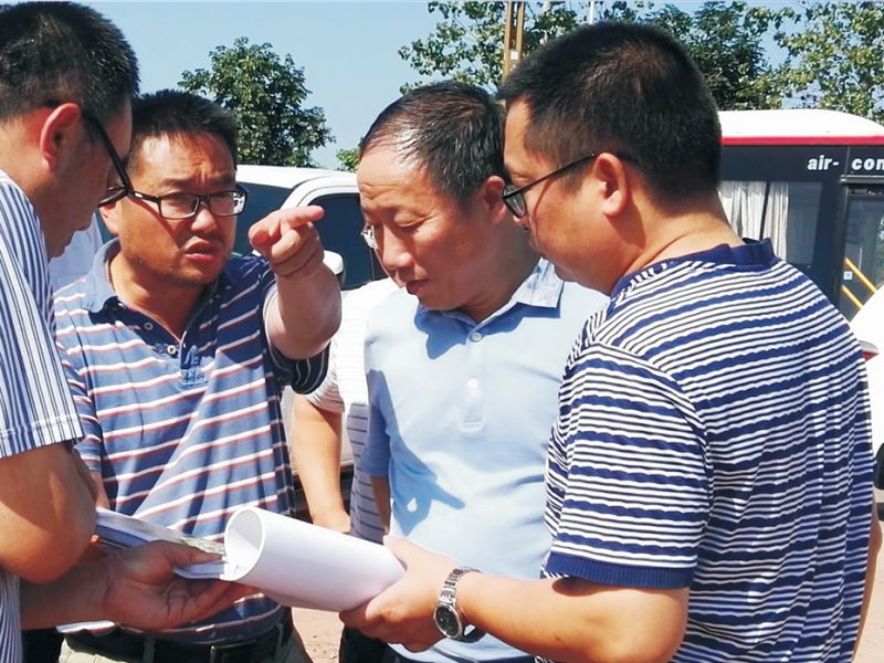 黃勇局長(cháng)調研納溪區品質(zhì)提升工程