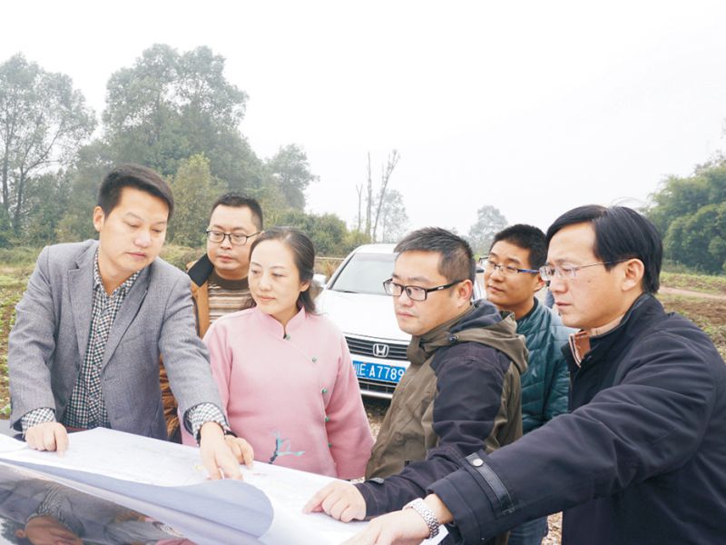 市住建局紀檢組長(cháng)黃莉調研董永壩