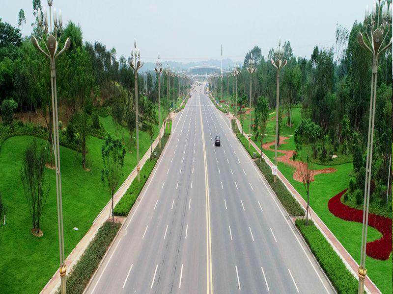 機場(chǎng)路景觀(guān)綠化提升工程